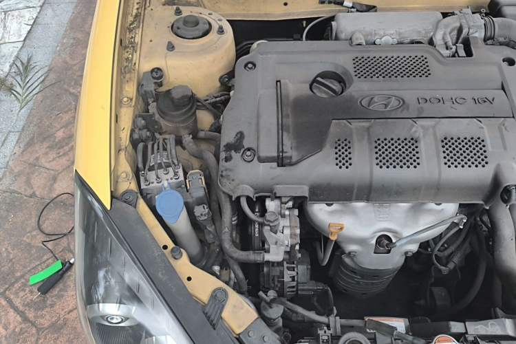 Used Hyundai Coupe 2006 2.0L Automatic Transmission Engine Bay Right