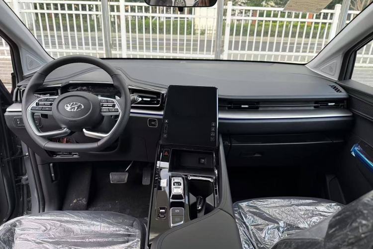 Used Hyundai Custo 2024 380TGDi TOP Premium SmartCare Flagship Edition Interior 1