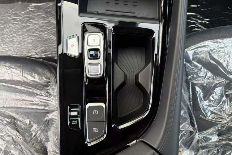 Used Hyundai Custo 2024 380TGDi TOP Premium SmartCare Flagship Edition Interior 4
