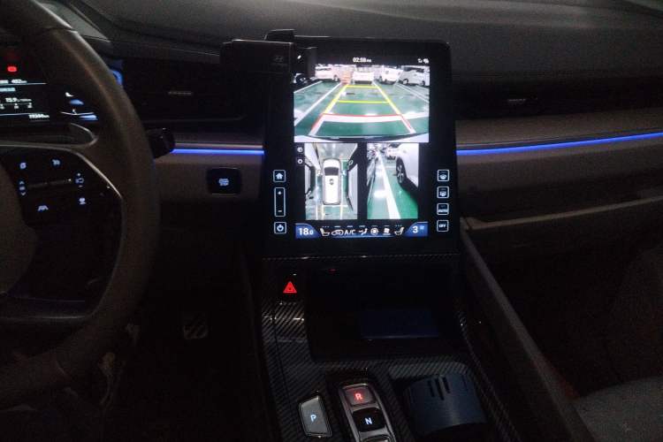 Used Hyundai Custo 2021 380TGDi Smart Love Flagship Edition TOP Premium Audio And AC Panel