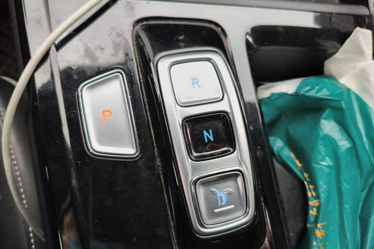 Used Hyundai Custo 2021 380TGDi Smart Love Flagship Edition TOP Premium Gear Lever