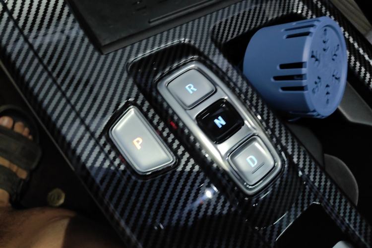 Used Hyundai Custo 2021 380TGDi Smart Love Flagship Edition TOP Premium Gear Lever
