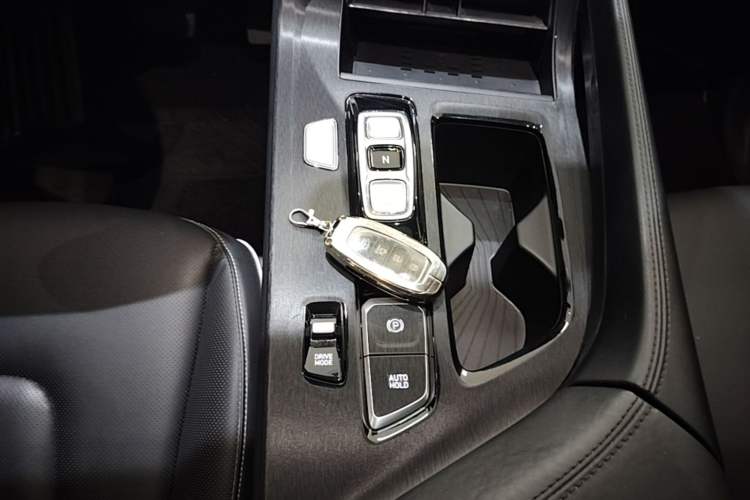 Used Hyundai Custo 2021 380TGDi Smart Luxury Premium LUX Gear Lever