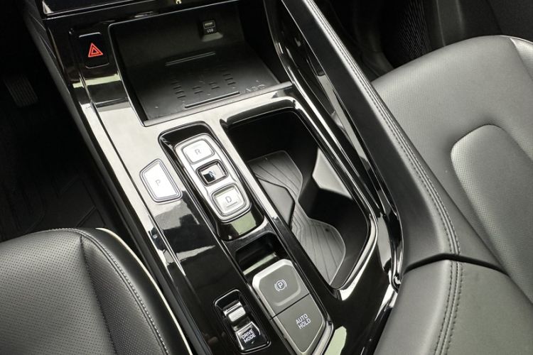 Used Hyundai Custo 2021 380TGDi Smart Love Flagship Edition TOP Premium Gear Lever