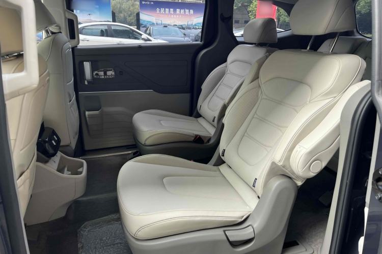 Used Hyundai Custo 2021 380TGDi Deluxe Edition DLX Interior 3