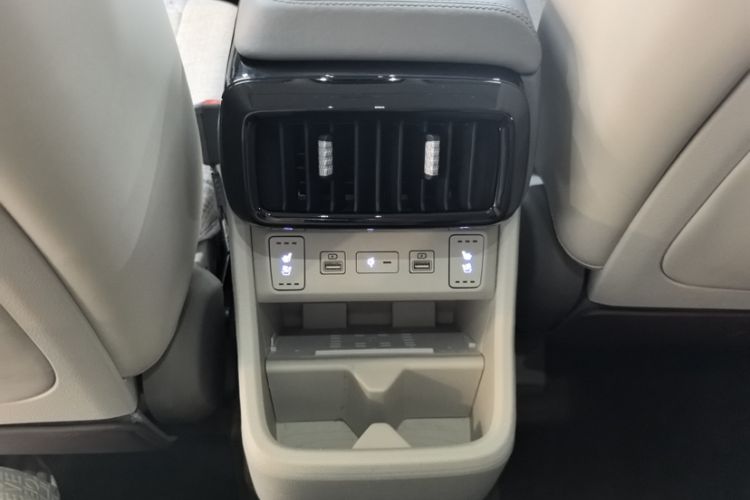 Used Hyundai Custo 2021 380TGDi Smart Love Flagship Edition TOP Premium Interior 8