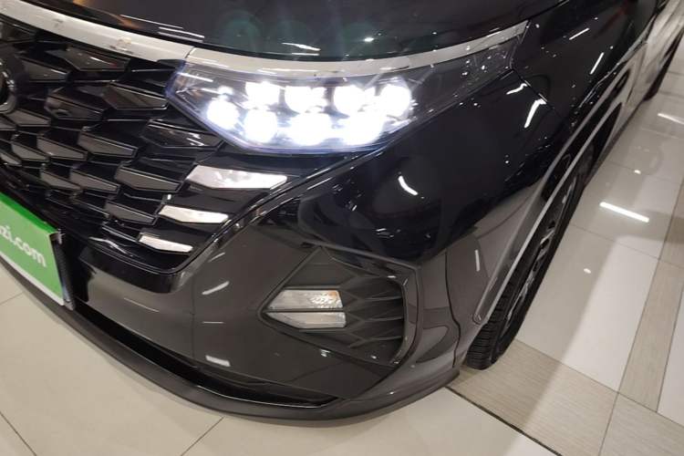 Used Hyundai Custo 2021 380TGDi Smart Luxury Premium LUX Left Front Headlight