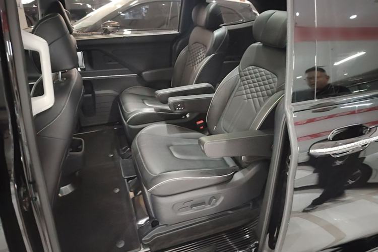 Used Hyundai Custo 2021 380TGDi Smart Luxury Premium LUX Left Rear Seat