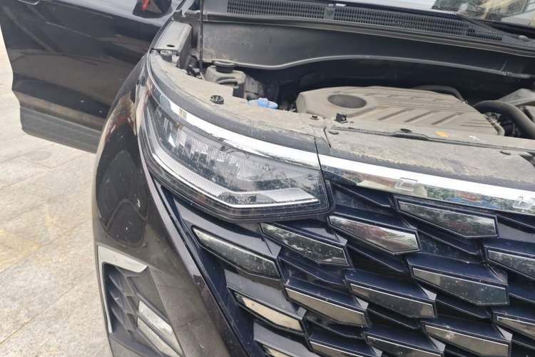 Used Hyundai Custo 2021 380TGDi Smart Love Flagship Edition TOP Premium Right Front Headlight