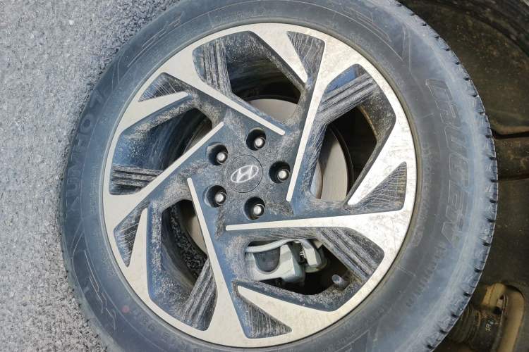 Used Hyundai Custo 2021 380TGDi Smart Love Flagship Edition TOP Premium Right Front Wheel Hub