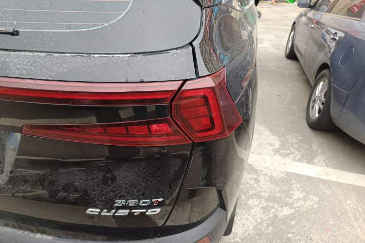 Used Hyundai Custo 2021 380TGDi Smart Luxury Premium LUX Right Rear Taillight