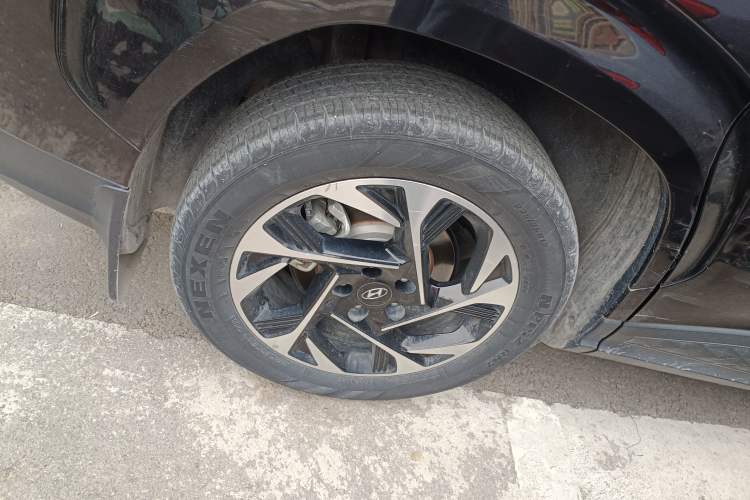 Used Hyundai Custo 2021 380TGDi Smart Luxury Premium LUX Right Rear Wheel Hub