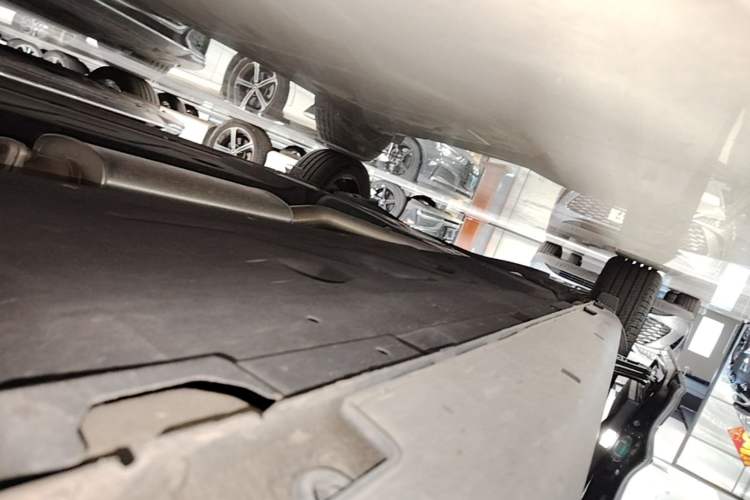 Used Hyundai Custo 2021 380TGDi Smart Luxury Premium LUX Right Side Sill