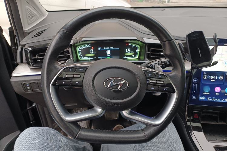 Used Hyundai Custo 2021 380TGDi Smart Luxury Premium LUX Steering Wheel