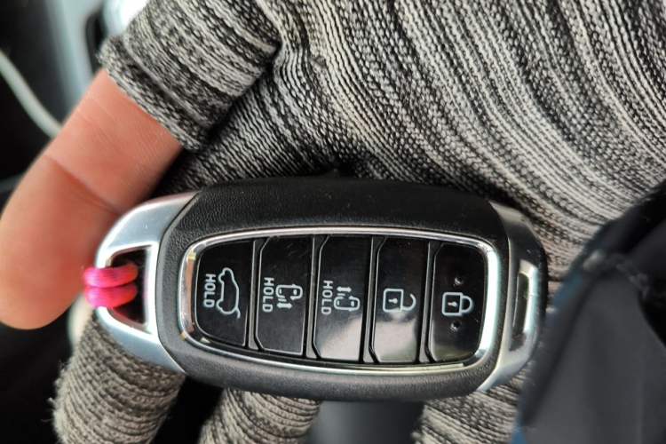 Used Hyundai Custo 2021 380TGDi Smart Love Flagship Edition TOP Premium Vehicle Key