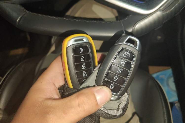Used Hyundai Custo 2021 380TGDi Smart Love Flagship Edition TOP Premium Vehicle Key