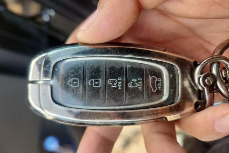 Used Hyundai Custo 2021 380TGDi Smart Love Flagship Edition TOP Premium Vehicle Key