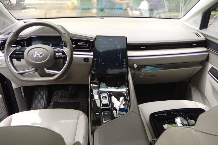 Used Hyundai Custo 2021 380TGDi Smart Luxury Premium LUX Center Console