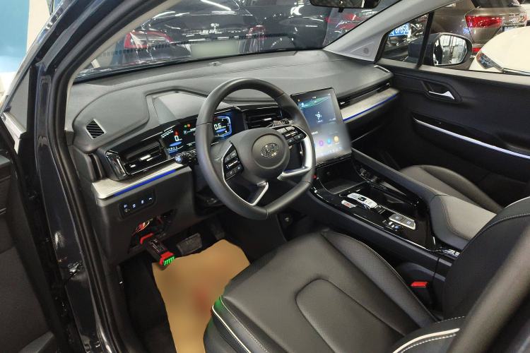 Used Hyundai Custo 2021 380TGDi Smart Love Flagship Edition TOP Premium Center Console