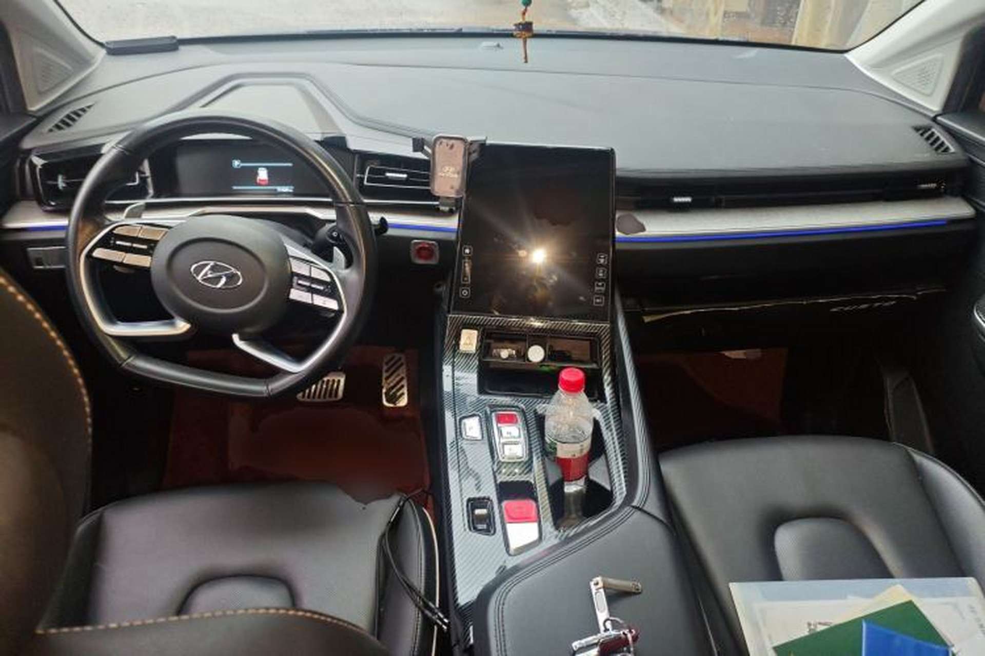 Used Hyundai Custo 2021 380TGDi Smart Love Flagship Edition TOP Premium Center Console
