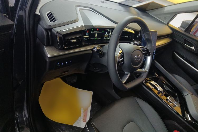 Used Hyundai Custo 2021 270TGDi Prestige LUX Center Console