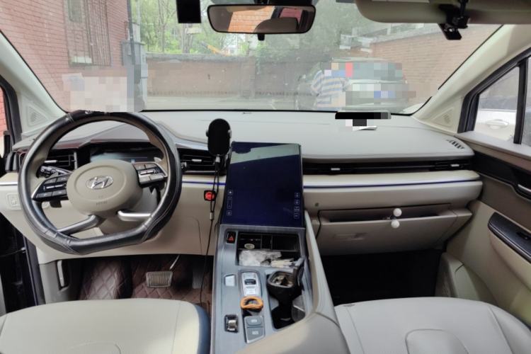 Used Hyundai Custo 2021 380TGDi Smart Luxury Premium LUX Center Console
