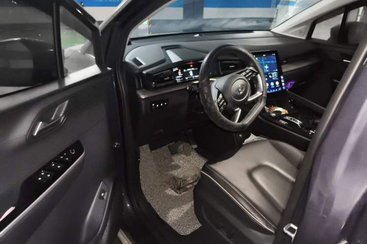 Used Hyundai Custo 2021 270TGDi Prestige LUX Driver Seat