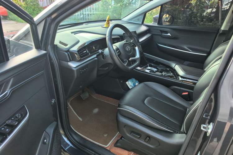 Used Hyundai Custo 2021 270TGDi Prestige LUX Driver Seat