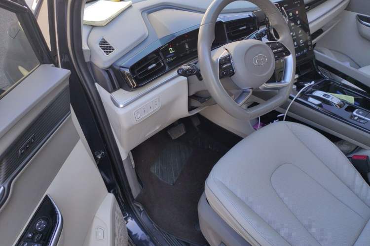 Used Hyundai Custo 2021 380TGDi Smart Love Flagship Edition TOP Premium Driver Seat