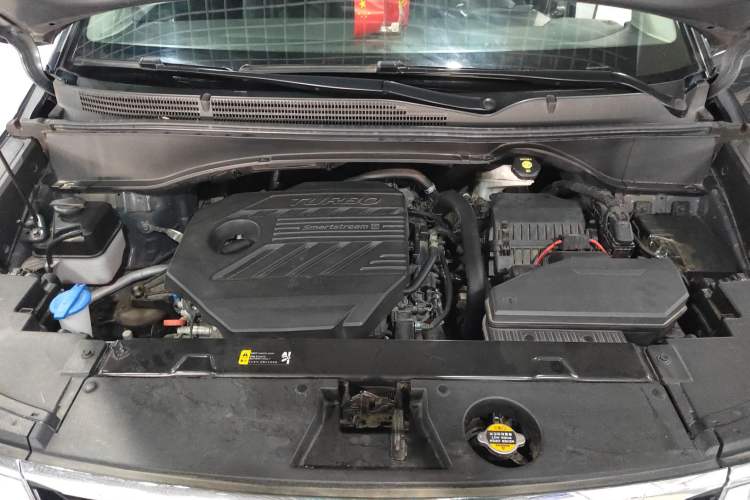 Used Hyundai Custo 2021 380TGDi Smart Luxury Premium LUX Engine Bay