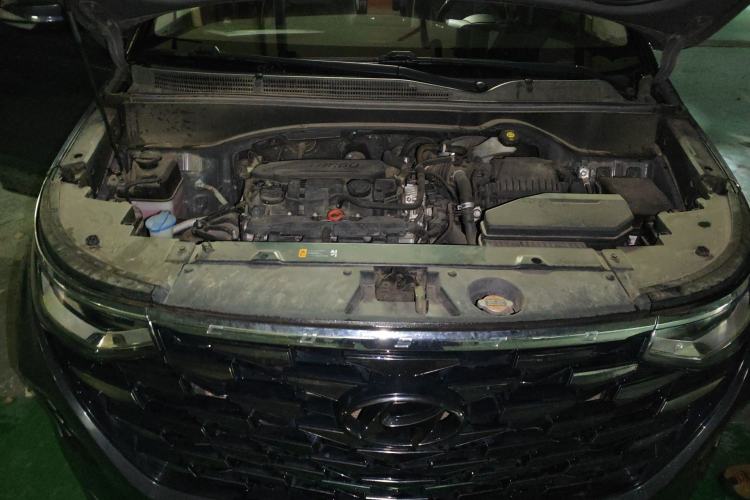 Used Hyundai Custo 2021 270TGDi Prestige LUX Engine Bay