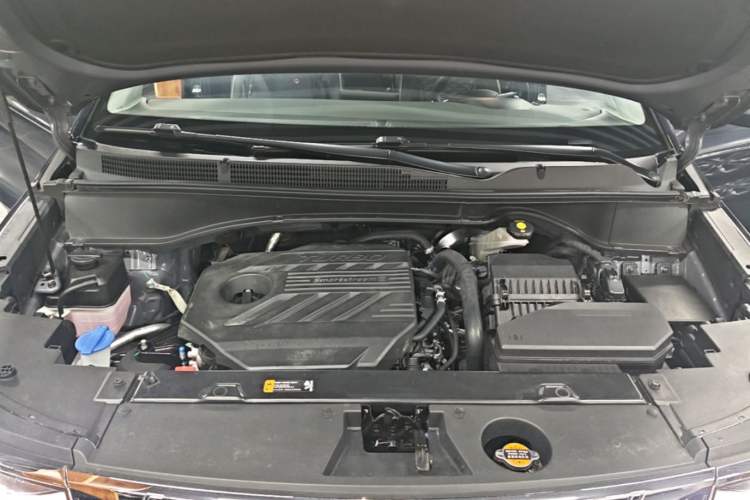 Used Hyundai Custo 2021 380TGDi Smart Luxury Premium LUX Engine Bay
