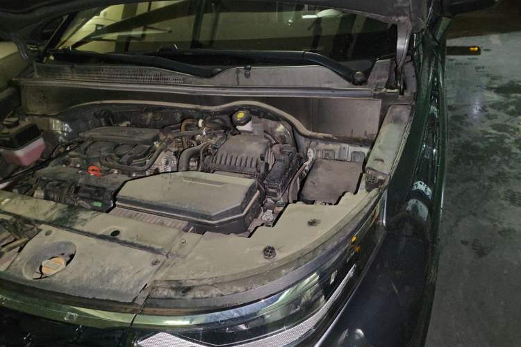 Used Hyundai Custo 2021 270TGDi Prestige LUX Engine Bay Left