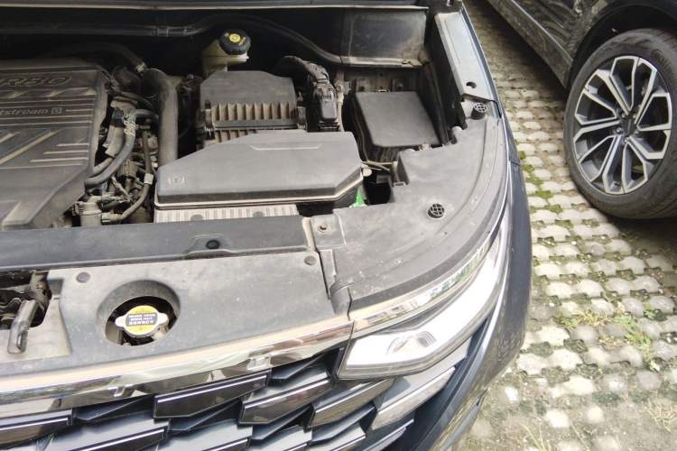 Used Hyundai Custo 2021 380TGDi Smart Luxury Premium LUX Engine Bay Left