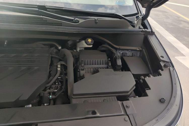 Used Hyundai Custo 2021 380TGDi Smart Love Flagship Edition TOP Premium Engine Bay Left