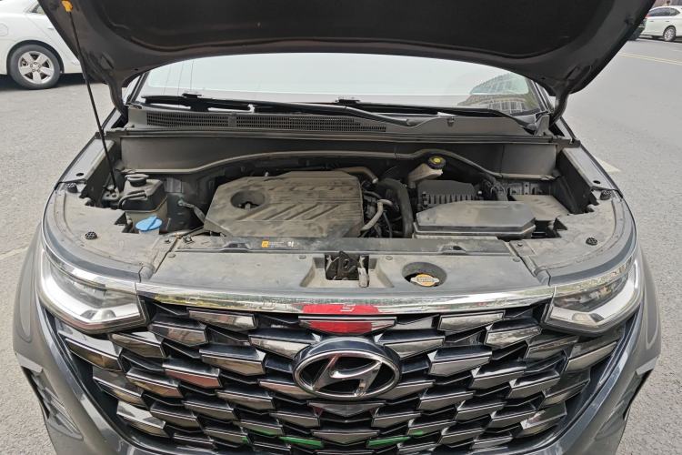Used Hyundai Custo 2021 380TGDi Smart Luxury Premium LUX Engine Bay
