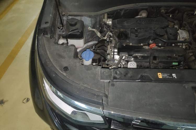 Used Hyundai Custo 2021 270TGDi Prestige LUX Engine Bay Right