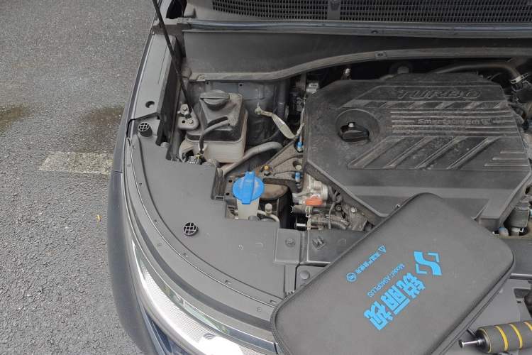 Used Hyundai Custo 2021 380TGDi Smart Luxury Premium LUX Engine Bay Right