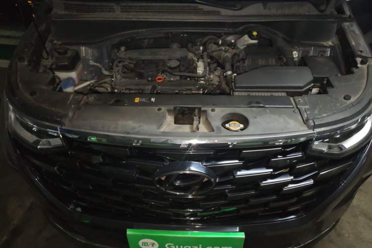 Used Hyundai Custo 2021 270TGDi Prestige LUX Engine Bay