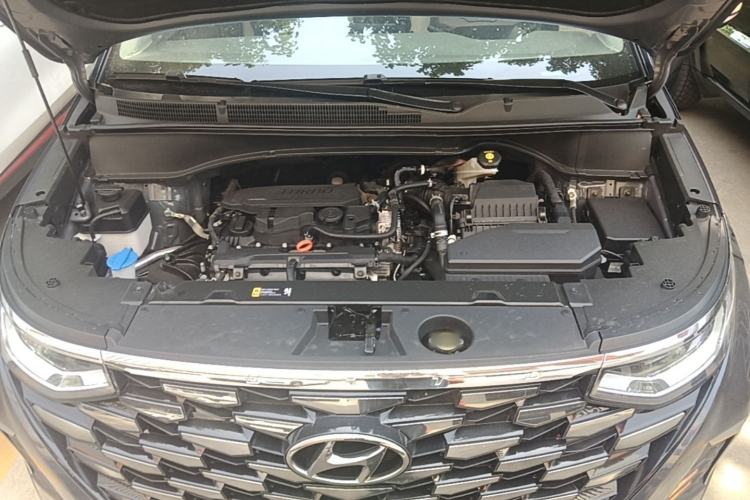Used Hyundai Custo 2021 270TGDi Prestige LUX Engine Bay