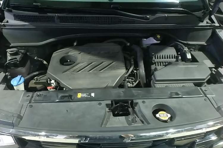 Used Hyundai Custo 2021 380TGDi Smart Luxury Premium LUX Engine Bay