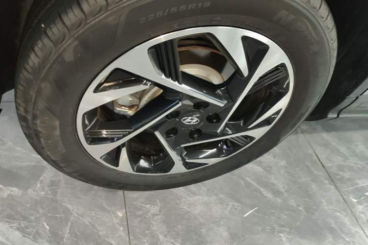 Used Hyundai Custo 2021 270TGDi Prestige LUX Exterior 2