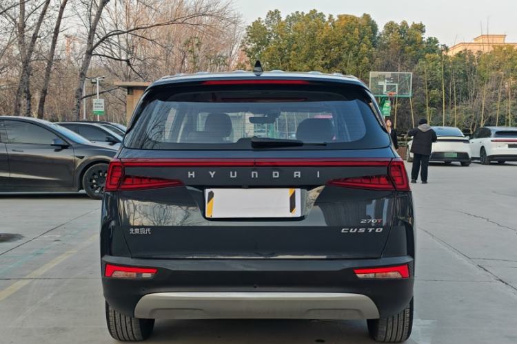 Used Hyundai Custo 2021 270TGDi Prestige LUX Exterior 4