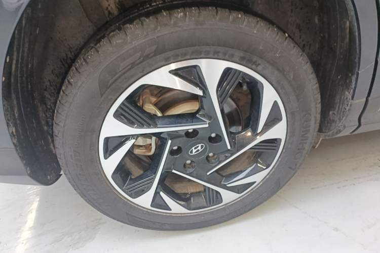 Used Hyundai Custo 2021 270TGDi Prestige LUX Exterior 5