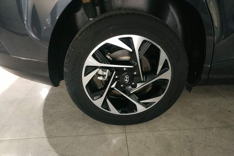 Used Hyundai Custo 2021 380TGDi Deluxe Edition DLX Exterior 8