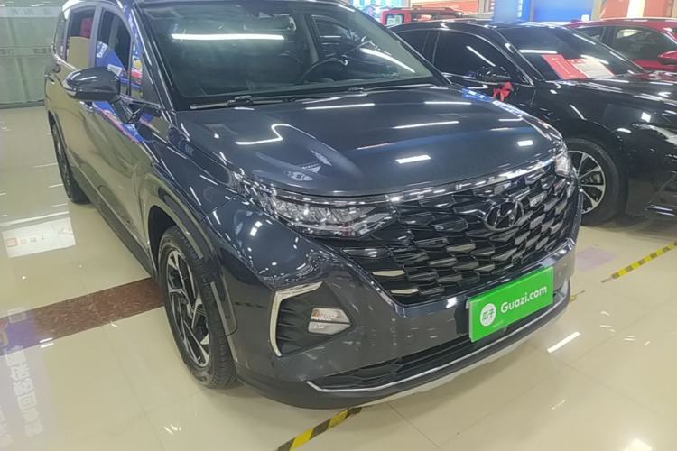 Used Hyundai Custo 2021 270TGDi Prestige LUX Front Right 45 Deg