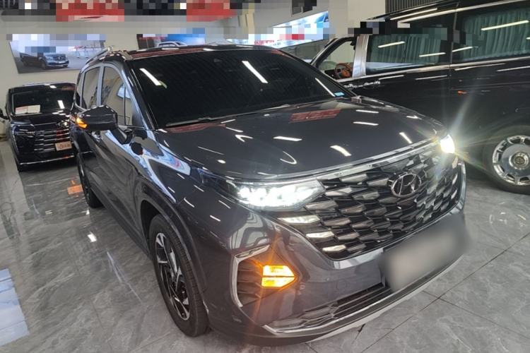 Used Hyundai Custo 2021 270TGDi Prestige LUX Front Right 45 Deg