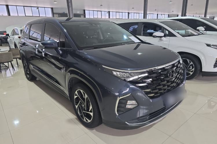 Used Hyundai Custo 2021 270TGDi Prestige LUX Front Right 45 Deg