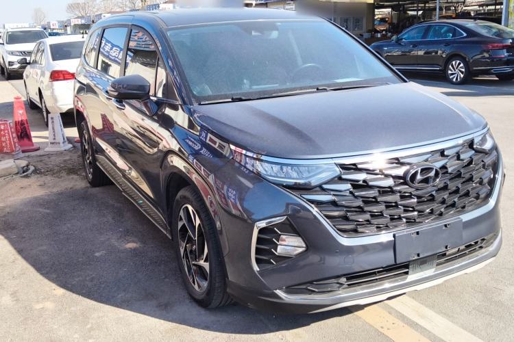 Used Hyundai Custo 2021 380TGDi Smart Luxury Premium LUX Front Right 45 Deg