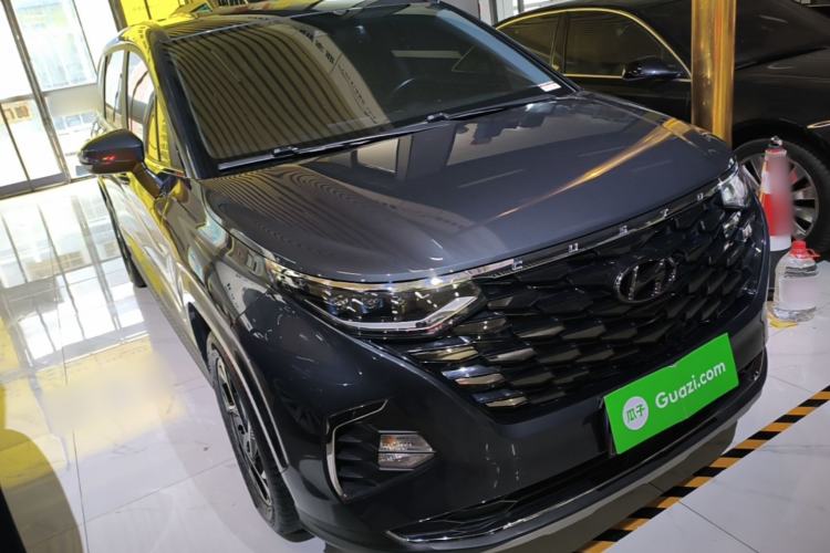 Used Hyundai Custo 2021 270TGDi Prestige LUX Front Right 45 Deg